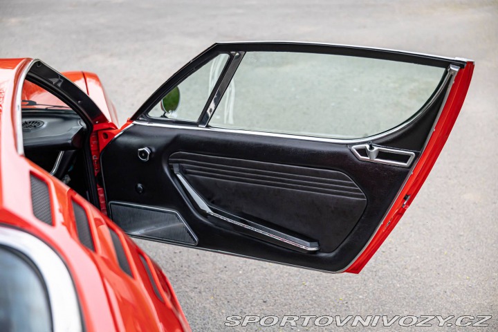 Ostatní značky Ostatní modely Alfa Romeo Montreal 1971