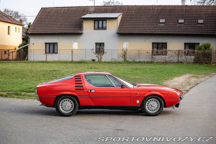 Ostatní značky Ostatní modely Alfa Romeo Montreal 1971