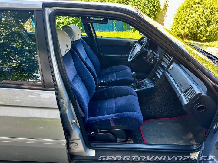 Ostatní značky Ostatní modely Alfa Romeo 164 Super V6 Turbo 1997