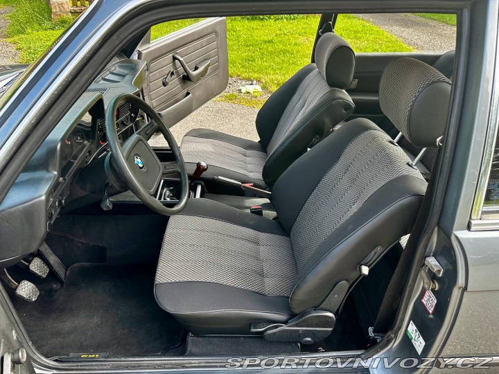 BMW 2 E21 320/6 1981