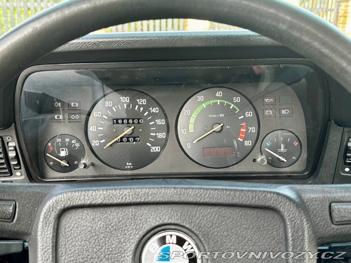 BMW 2 E21 320/6 1981
