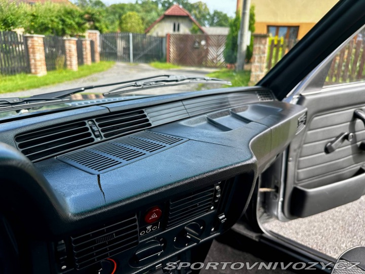 BMW 2 E21 320/6 1981