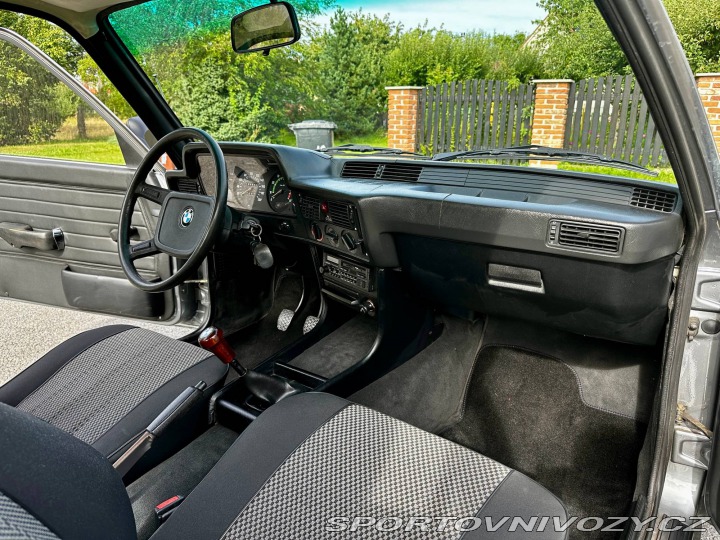 BMW 2 E21 320/6 1981