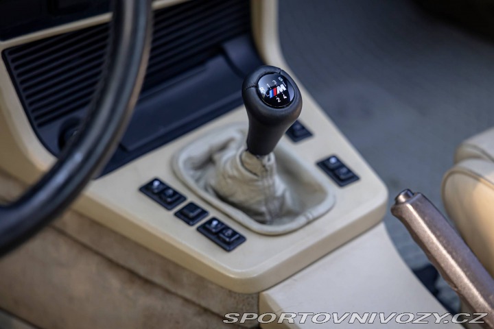 BMW 2 E24 M 635 CSi 1985