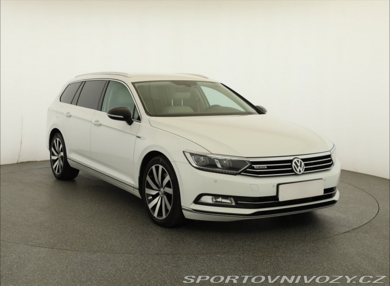Volkswagen Ostatní modely Passat Highline 2.0 BiTDI