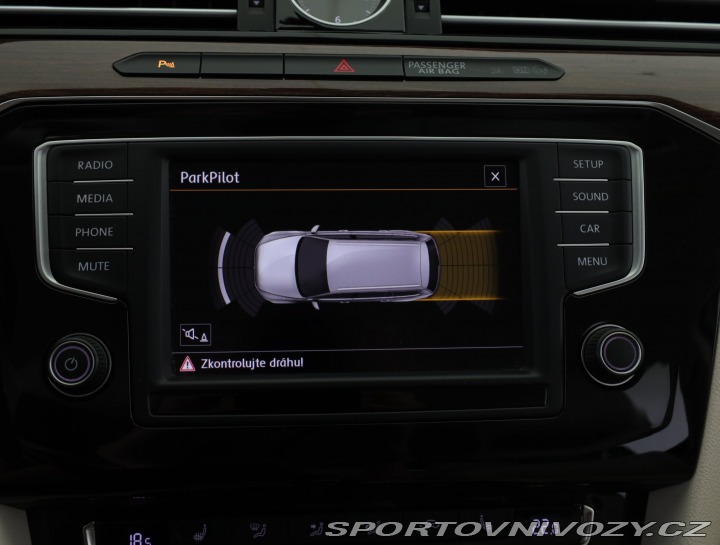 Volkswagen Ostatní modely Passat Highline 2.0 BiTDI 2015