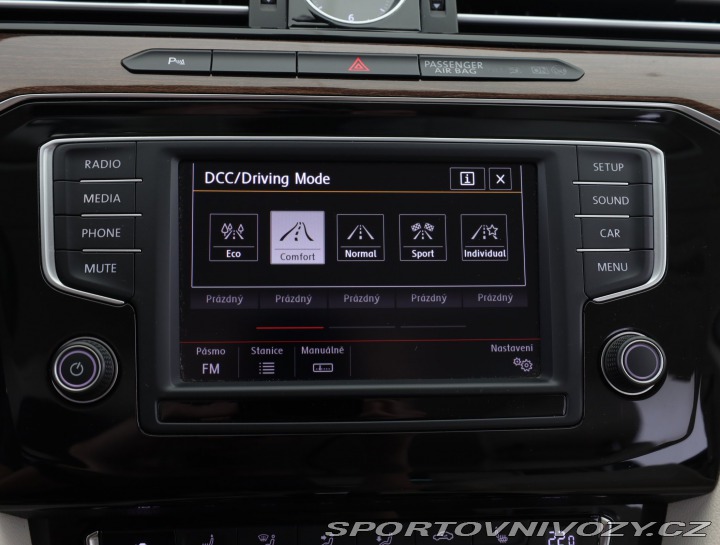 Volkswagen Ostatní modely Passat Highline 2.0 BiTDI 2015