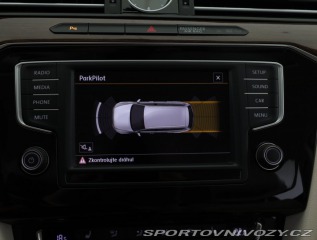 Volkswagen Ostatní modely Passat Highline 2.0 BiTDI 2015