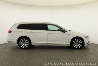Volkswagen Ostatní modely Passat Highline 2.0 BiTDI 2015