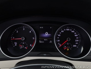 Volkswagen Ostatní modely Passat Highline 2.0 BiTDI 2015
