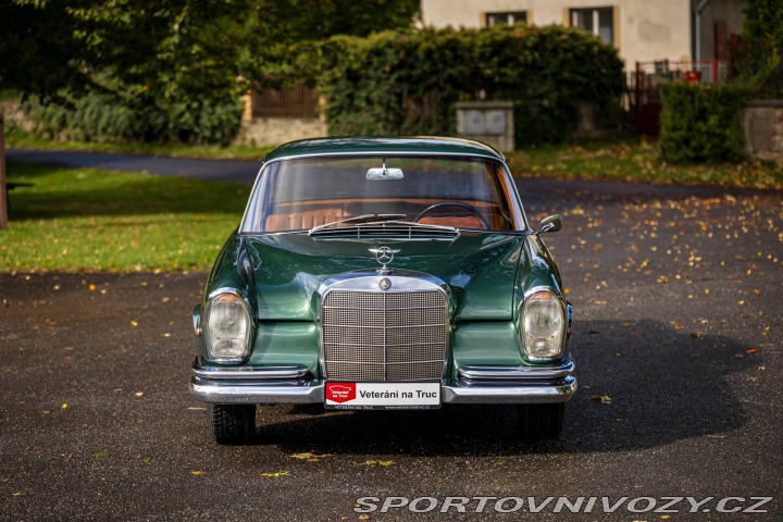 Mercedes-Benz E Benz w111 250 SE 1967