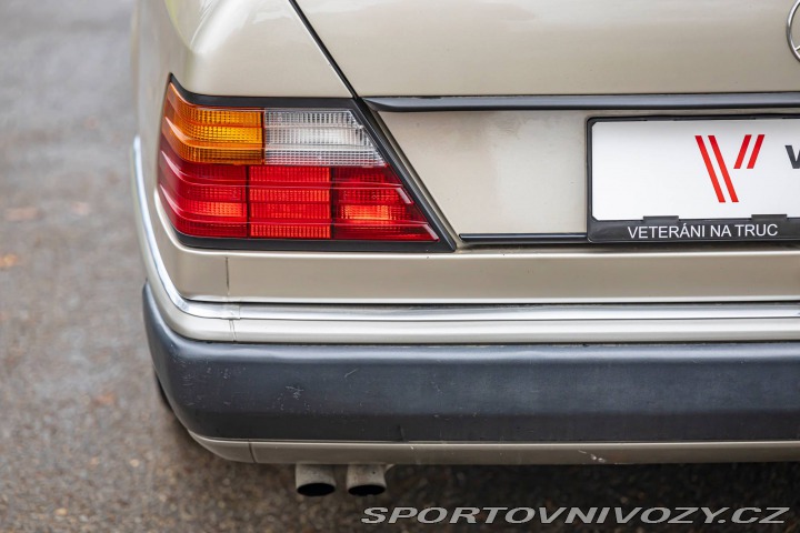 Mercedes-Benz E Benz  W124 300 CE 1991