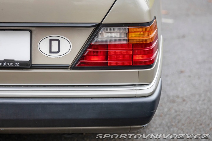 Mercedes-Benz E Benz  W124 300 CE 1991