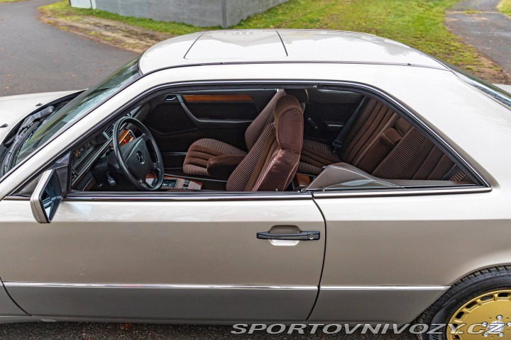 Mercedes-Benz E Benz  W124 300 CE 1991
