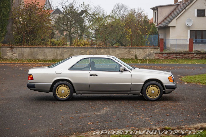 Mercedes-Benz E Benz  W124 300 CE 1991