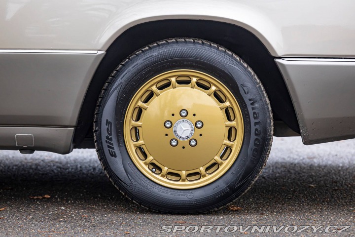 Mercedes-Benz E Benz  W124 300 CE 1991