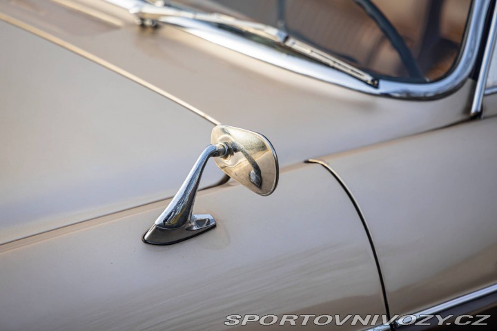 Jaguar Ostatní modely 420G 1966