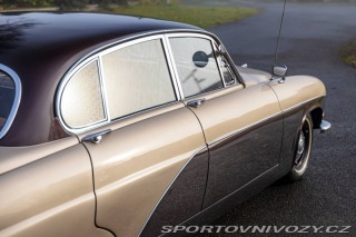 Jaguar Ostatní modely 420G 1966