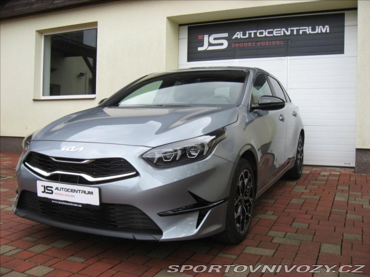 Kia Ostatní modely Ceed 1,5 T-GDI 160PS Edice 30 2024