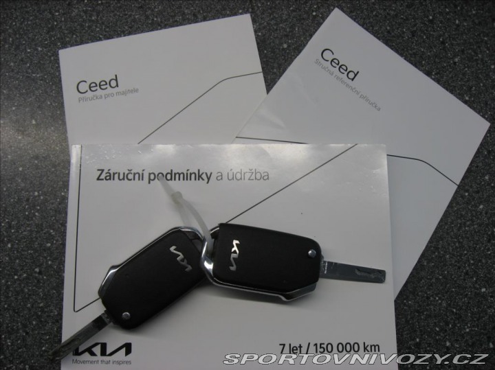 Kia Ostatní modely Ceed 1,5 T-GDI 160PS Edice 30 2024