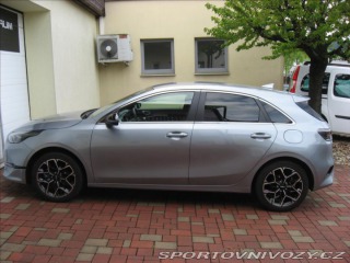 Kia Ostatní modely Ceed 1,5 T-GDI 160PS  Edice 30 2024