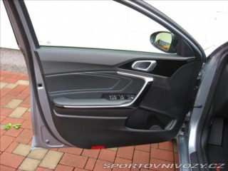 Kia Ostatní modely Ceed 1,5 T-GDI 160PS  Edice 30 2024
