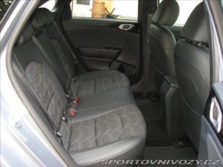 Kia Ostatní modely Ceed 1,5 T-GDI 160PS  Edice 30 2024