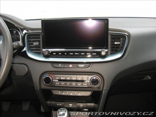 Kia Ostatní modely Ceed 1,5 T-GDI 160PS  Edice 30 2024