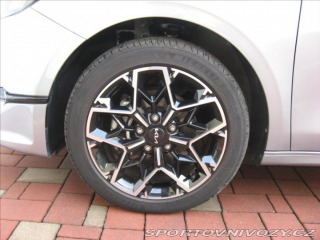Kia Ostatní modely Ceed 1,5 T-GDI 160PS  Edice 30 2024
