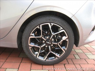 Kia Ostatní modely Ceed 1,5 T-GDI 160PS  Edice 30 2024