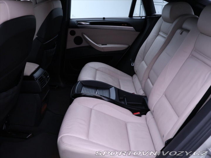 BMW X6 3,0 xDrive40d 225KW CZ Ků 2011