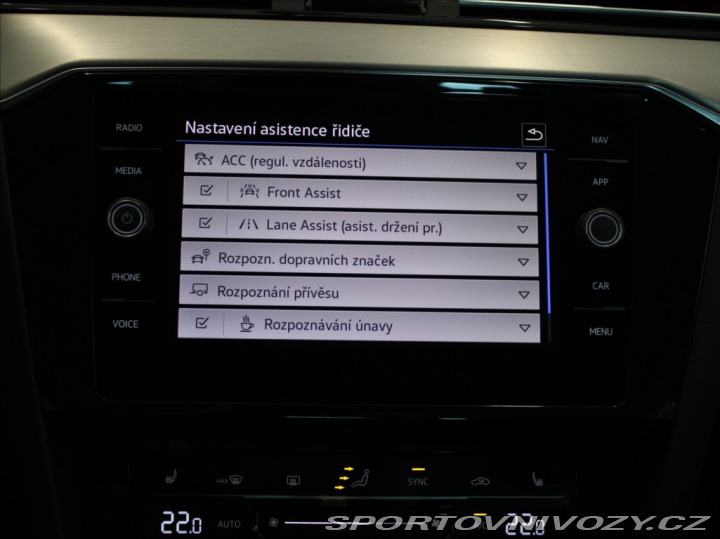Volkswagen Ostatní modely Passat 2,0 TDi 147kW 4M R-line I 2025