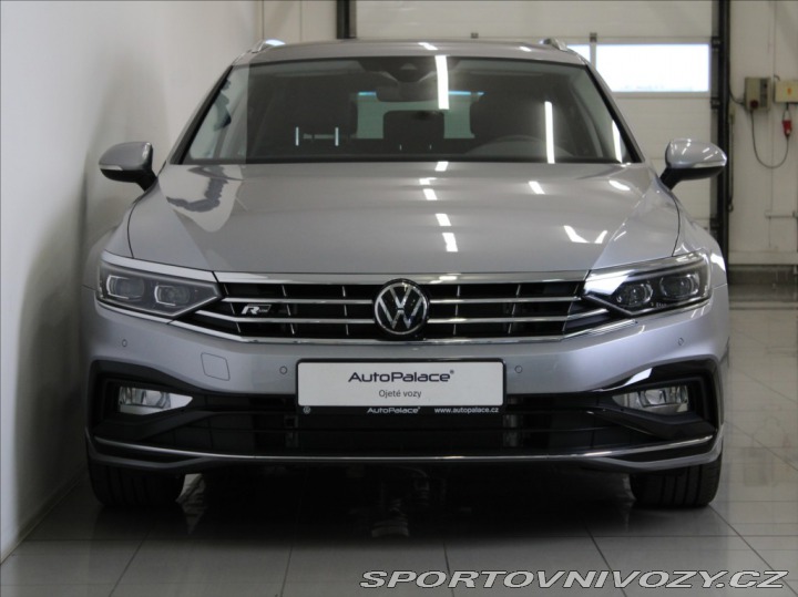 Volkswagen Ostatní modely Passat 2,0 TDi 147kW 4M R-line I 2025