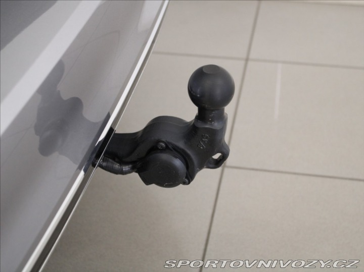 Volkswagen Ostatní modely Passat 2,0 TDi 147kW 4M R-line I 2025
