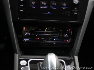Volkswagen Ostatní modely Passat 2,0 TDi 147kW 4M R-line I 2025