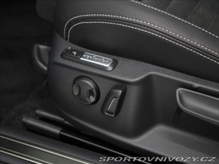 Volkswagen Ostatní modely Passat 2,0 TDi 147kW 4M R-line I 2025