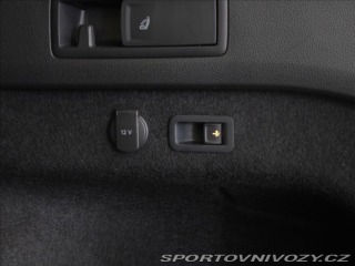 Volkswagen Ostatní modely Passat 2,0 TDi 147kW 4M R-line I 2025