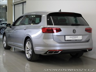 Volkswagen Ostatní modely Passat 2,0 TDi 147kW 4M R-line I 2025