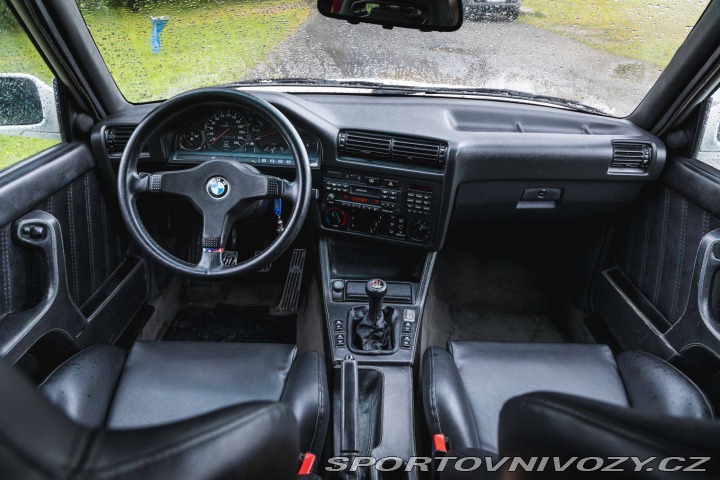 BMW M3 E30 M3 1987