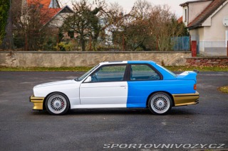 BMW M3 E30 M3 1987