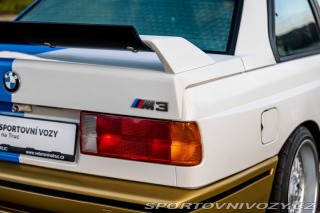 BMW M3 E30 M3 1987