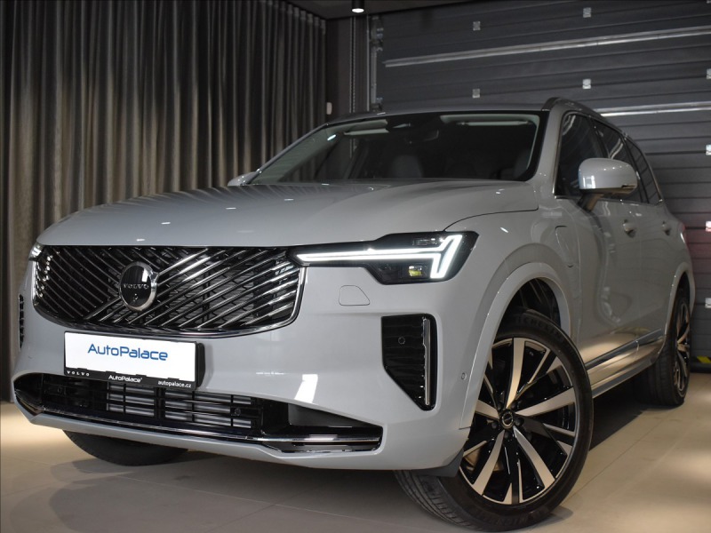 Volvo Ostatní modely XC90 2,0 T8 AWD Plus Bright  P