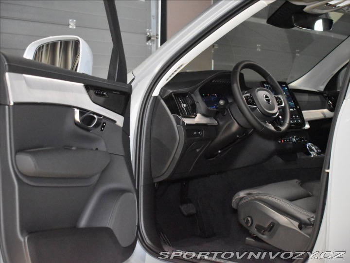 Volvo Ostatní modely XC90 2,0 T8 AWD Plus Bright P 2025