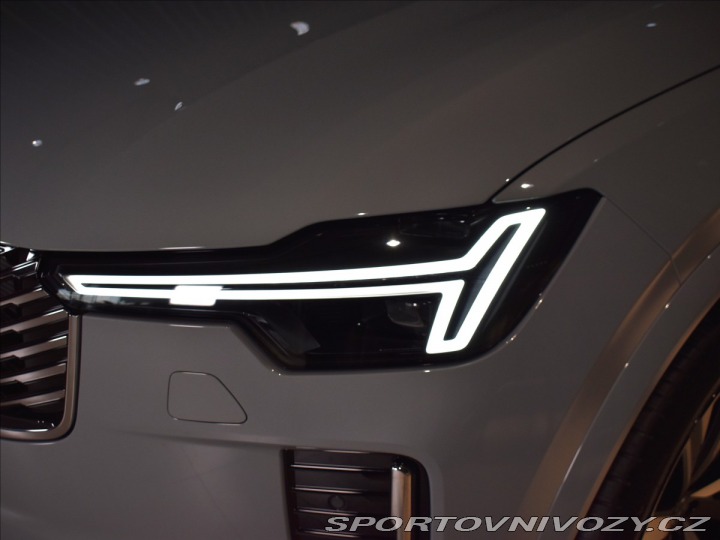 Volvo Ostatní modely XC90 2,0 T8 AWD Plus Bright P 2025