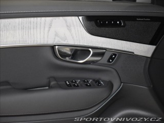 Volvo Ostatní modely XC90 2,0 T8 AWD Plus Bright  P 2025