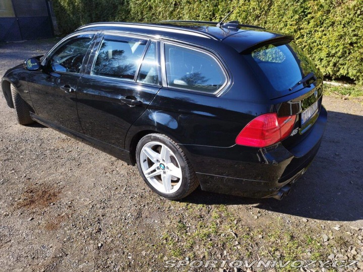 BMW 3 3,0 E91 LCI 325d 2012