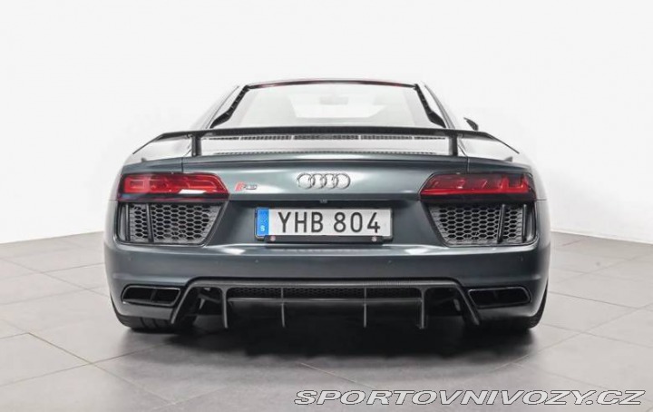 Audi R8 2016