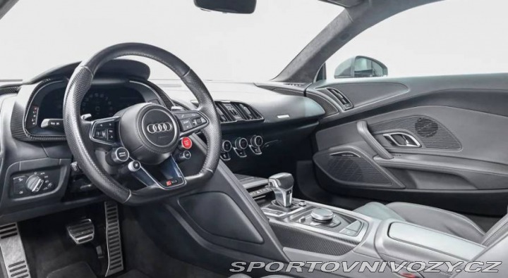 Audi R8 2016
