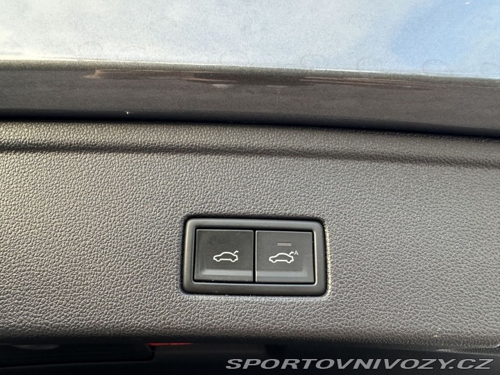 Volkswagen Ostatní modely Touareg 4,0TDI 310kw R-Line TAŽNÉ 2019