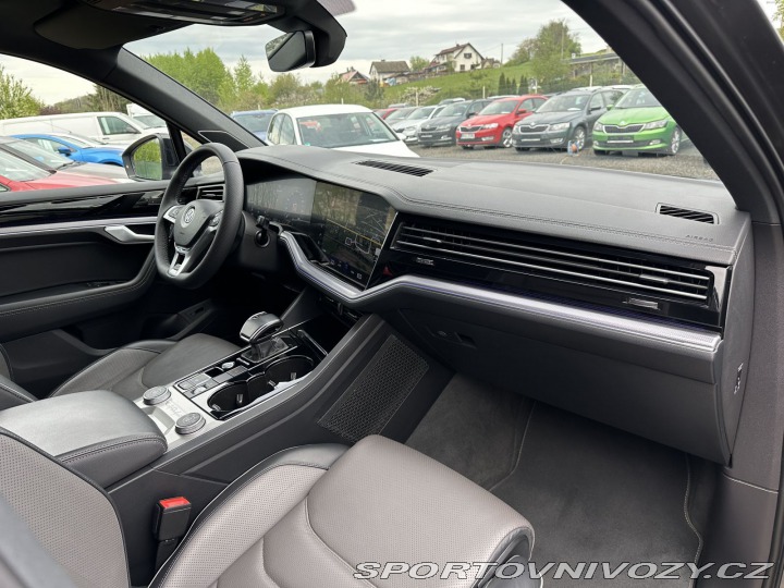 Volkswagen Ostatní modely Touareg 4,0TDI 310kw R-Line TAŽNÉ 2019